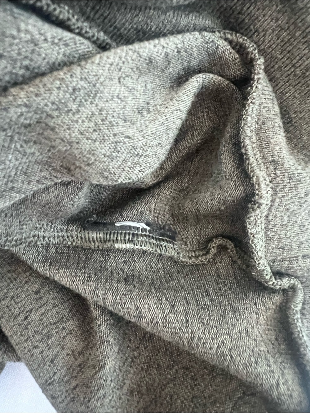 Uniqlo Women Olive Crewneck Sweater - Picture 4 of 6